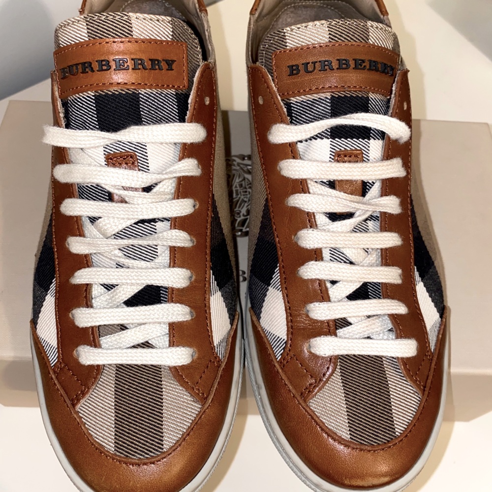 Burberry Women’s Sneaker